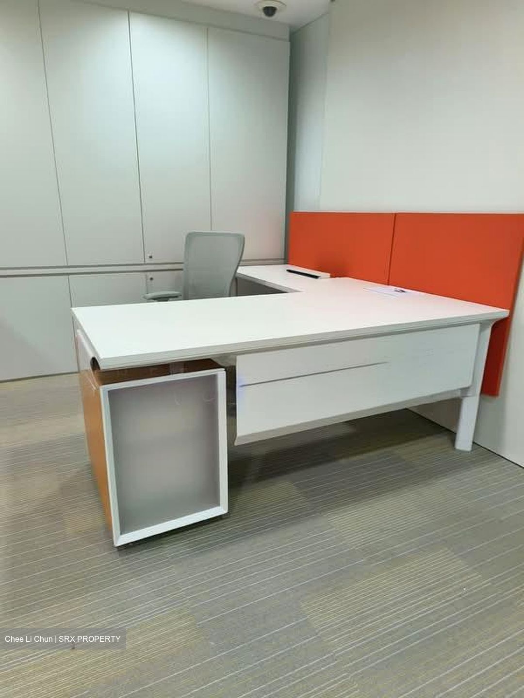 International Plaza (D2), Office #528455511